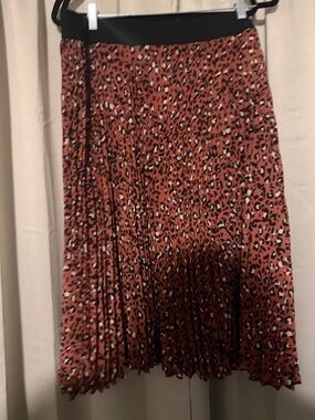Pleated Leopard-Print Midi Skirt in Rust
